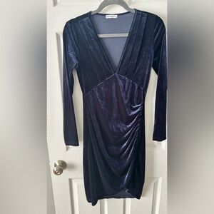 Elegant Velvet Long Sleeve Dress - Navy